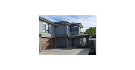 SPACIOUS 4 BEDROOM , 3 BATHROOM FAMILY HOME - Photo 3