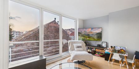 Duplex te huur in Schaarbeek voor € 1.750 met 2 slaapkamers - Foto 3