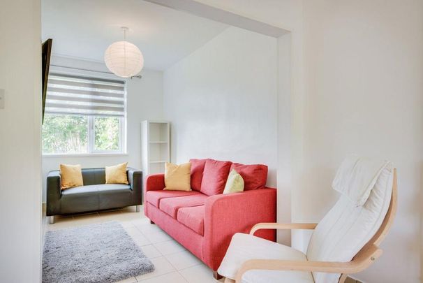 5 bedroom house to rent - Photo 1