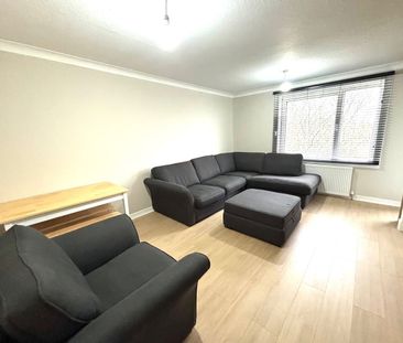 2 Bed Flat, Dundee Drive, G52 - Photo 2