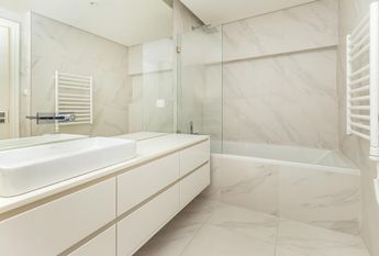 1 Bedroom Apartment with swimming pool, Janelas Verdes, Lisboa