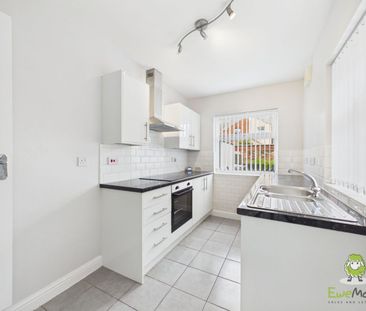 2 Bedroom - Photo 3