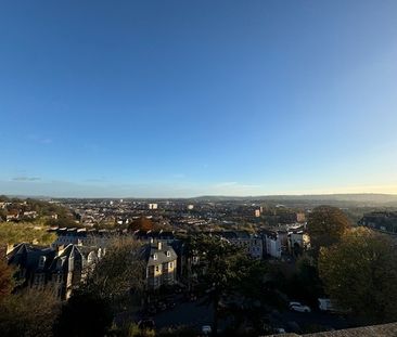 Royal York Crescent - Photo 1