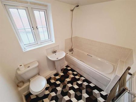 Regency Court, Rushden, Northants, NN10 - Photo 4