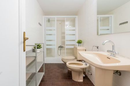 Carrer Conca, Valencia, Valencian Community 46007 - Photo 2