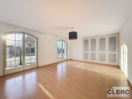 Bel appartement de 7 pièces avec jardin privatif - Photo 3