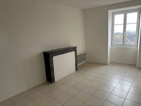 Location Appartement 3 pièces 72m² JOIGNY 89300 - Photo 5