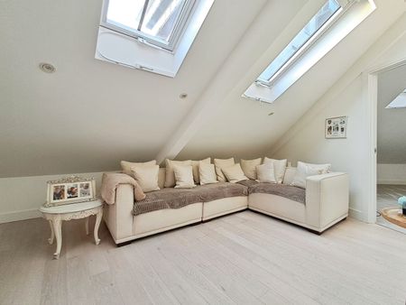 New Road, Brentwood - Photo 2