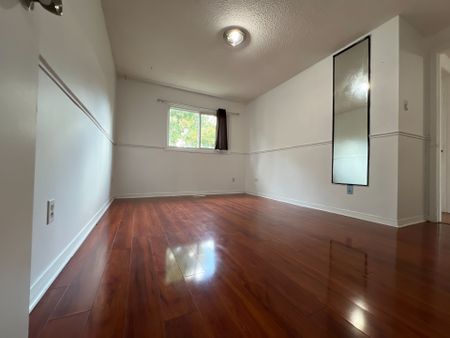 For Lease - 93 Martindale Crescent, Brampton, Ontario - Photo 5