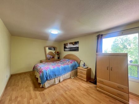 For Lease - 53 Empringham Crescent, Markham, Ontario - Photo 2