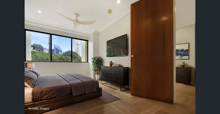 SOPHISTICATED WOOLLOOMOOLOO RESIDENCE WITH STUNNING PARK & CATHERDRAL VIEW - Photo 2
