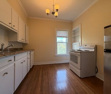 For Lease - 415 Davis Drive Unit# 1, Newmarket, Ontario - Photo 5