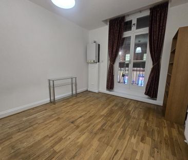1 bedroom flat to rent - Photo 2