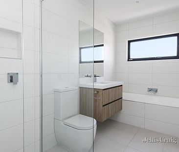 2/43 Park Crescent, Williamstown North - Photo 1