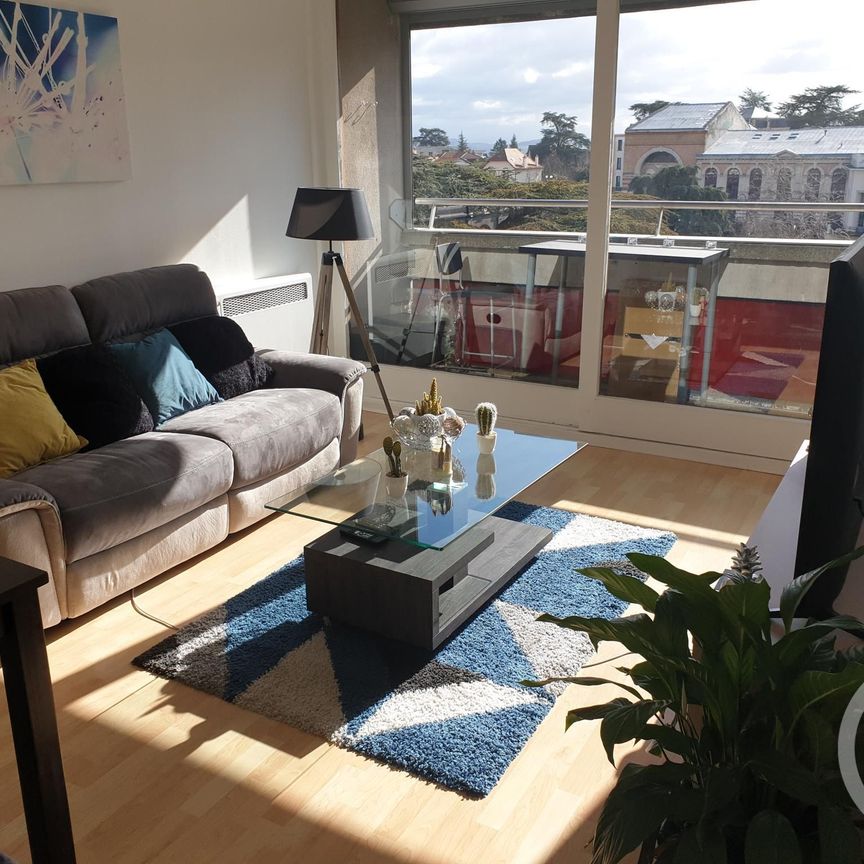 Location Appartement 3 pièces 56m² CHAMALIERES 63400 - Photo 1