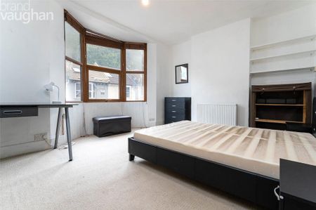 3 bedroom terraced house to rent - Photo 4