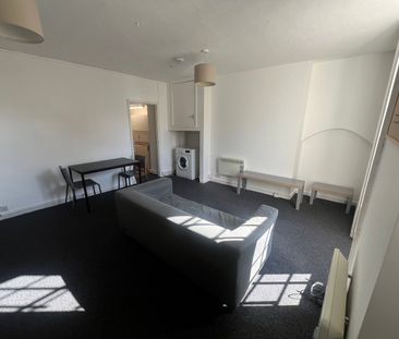 1 Bed Flat, Lodge Place, BS1 - Photo 5