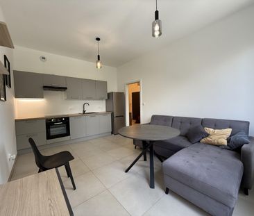 Komfortowe 2 pokojowe mieszkanie w samym sercu miasta! - Zdjęcie 4