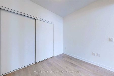 For Lease - 10 Honeycrisp Crescent Unit# 1109, Vaughan, Ontario - Photo 5