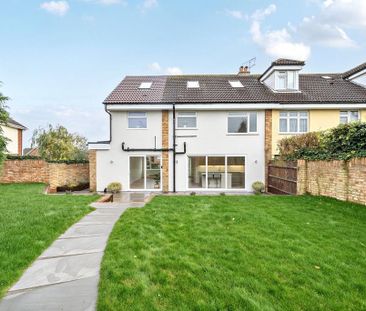 5 bedroom semi-detached house to rent - Photo 1