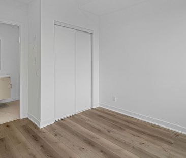 For Lease - 405 Dundas Street Unit# 306, Oakville, Ontario - Photo 3