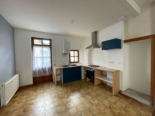 Location maison 3 pièces, 70.00m², Fontenay-le-Comte - Photo 1