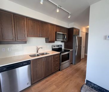 For Lease - 1255 Bayly Street Unit# 1802, Pickering, Ontario - Photo 4