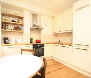 1 bedroom flat to rent - Photo 6