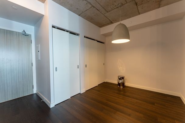 For Lease - 111 Bathurst Street Unit# 1515, Toronto, Ontario - Photo 1