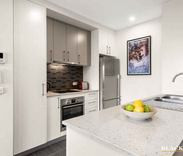 EASY CARE, OPEN PLAN DESIGN FOR CASUAL LIVING - Photo 3