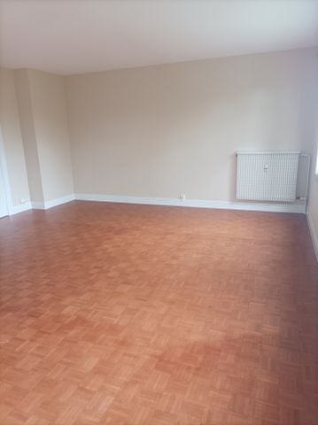 Location Appartement 5 pièces 90m² BRUNOY 91800 - Photo 2