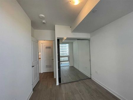 For Lease - 4675 Metcalfe Avenue Unit# 501, Mississauga, Ontario - Photo 5