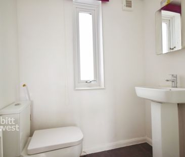 4 bedroom terraced house to rent - Photo 1