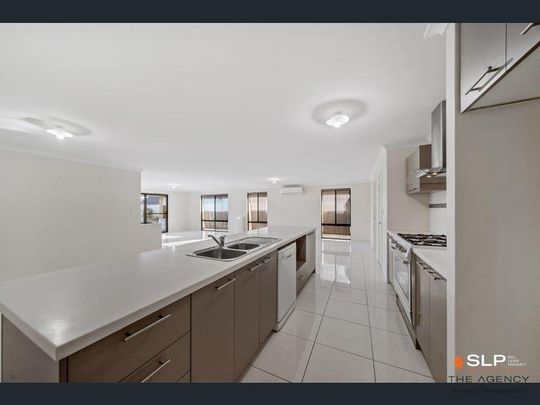 Size Does Matter! - Photo 1