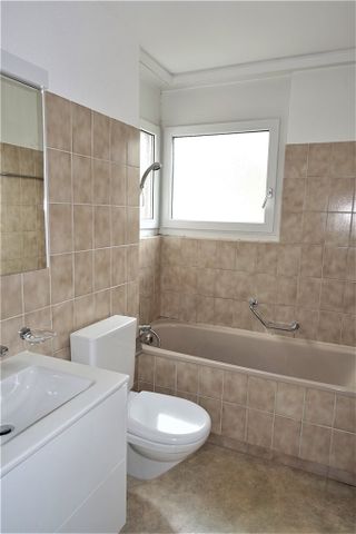 Wohnung an gepflegter und grüner Umgebung - Photo 3