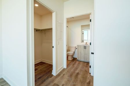 For Lease - 2475 Old Bronte Rd Road Unit# 802, Oakville, Ontario - Photo 2