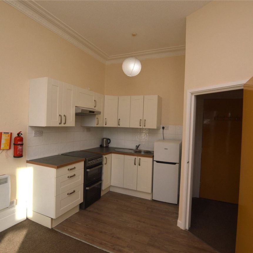 1 Bed Flat To Rent - Photo 1