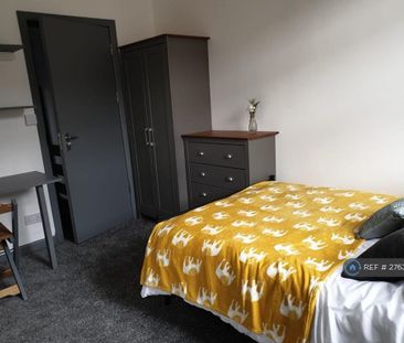 1 bedroom in a house share to rent - Photo 4