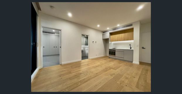 Architectually designed one bedroom apartment - Photo 1