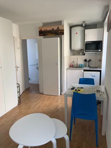 Location Appartement 1 pièce 17m² GRENOBLE 38000 - Photo 3