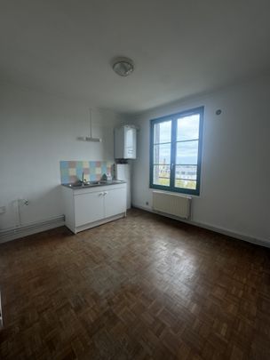 Location Appartement 2 pièces 40m² BOULOGNE SUR MER 62200 - Photo 1