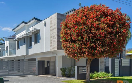 6/4 Hendra Street, CLOVERDALE WA 6105 - Photo 3