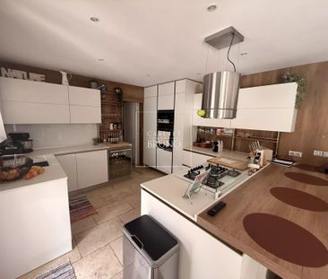 Location Maison 7 pièces 190m² PEGOMAS 06580 - Photo 4