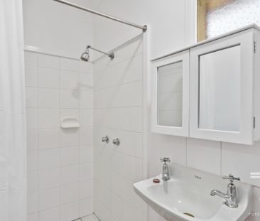 3/10 Ware St, Annerley QLD 4103 - House For Rent | Domain - Photo 6