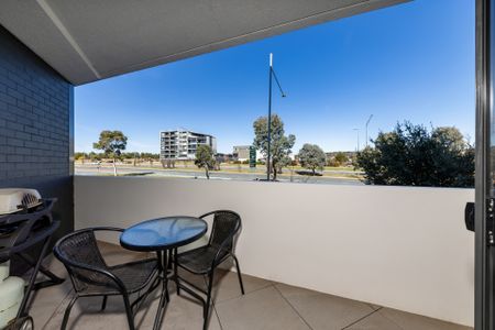 Vibrant Coombs Apartment - Photo 4