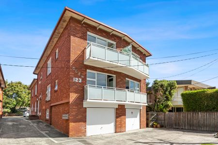 3/123 Balgowlah Road, Fairlight NSW 2094 - Apartment For Rent | Domain - Photo 3
