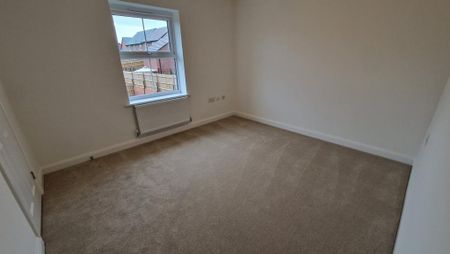 3 bedroom detached house to rent - Photo 5