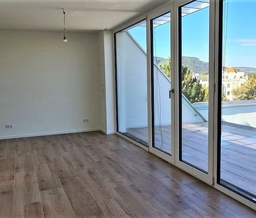 TERRASSENHIT, FERNBLICK, klimatisiertes 37 m2 Dachgeschoß mit 23 m2... - Photo 2