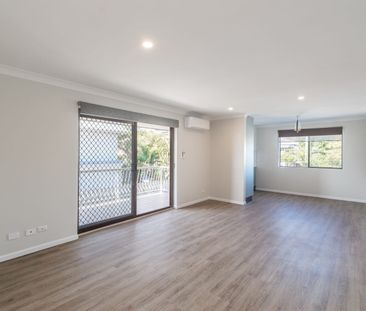 Beautifully Renovated Unit - Quiet Elevated Location, Easy Walk to ... - Photo 1