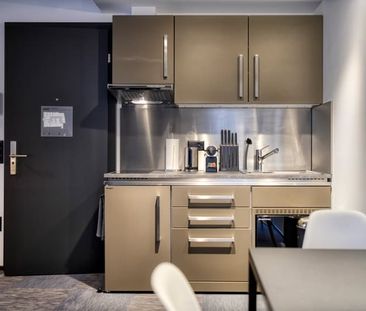 "Neues möbliertes Attika-Loft an sehr zentraler Lage in Altdorf" - Foto 3